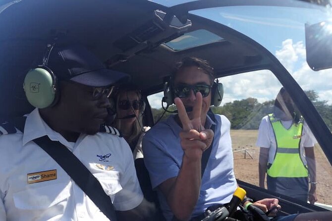 13-15 minutes Private Short Helicopter Flight - Private by design: less waiting, more control