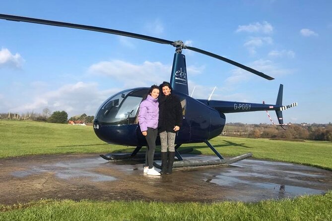 25 minute Royal Surrey Helicopter Tour - Entering Redhill Aerodrome and your pre-flight rhythm