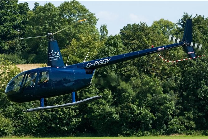 25 minute Royal Surrey Helicopter Tour - Clandon Park: Palladian style in a single sweep