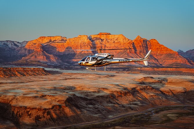35 Mile - Zion National Park Panoramic Helicopter Flight - The Pilot Touch: Geology You Can Use