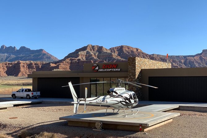55 Mile - Helicopter Tour Around Zion National Park - What you’re really buying: a 55-mile loop from the Zion perimeter