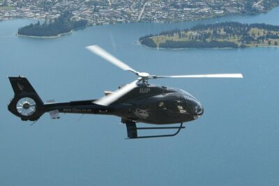 Altitude Golf by Helicopter from Queenstown - Over The Top par-3: how you’ll approach the shot at altitude