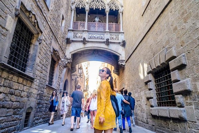 Barcelona Helicopter, Sailboat & Old Town Private Walking Tour - The Gothic Quarter Walk: Cathedral Angles and Storytime in Side Streets