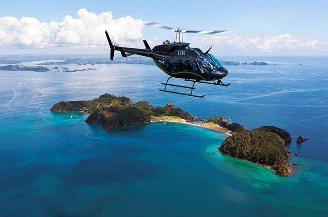 Bay of Islands and Hole in the Rock Scenic Helicopter Tour - How Russell, Paihia, and Waitangi make sense from above