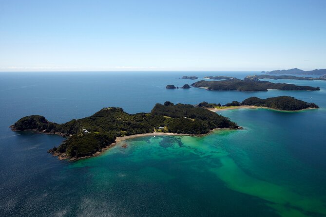 Bay of Islands and Hole in the Rock Scenic Helicopter Tour - Choose Your Flight: 20 minutes, 35 minutes, or Hole in the Rock walk