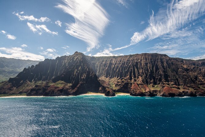 Discover Kauai Helicopter Tour from Princeville - Cabin comfort and safety: what the setup actually changes