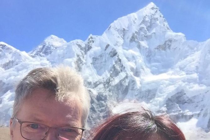 Guaranteed Landing at Everest Base Camp Kalapathar by Helicopter - The altitude moment: reaching 5,400 m and landing near Base Camp