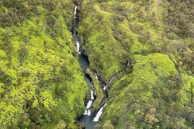 Hana Rainforest and Haleakala Crater Helicopter Tour - The 45-minute flight over East Maui: what happens minute by minute