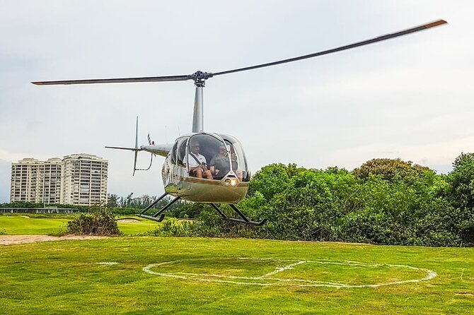 Helicopter tour in Rio de Janeiro - 25 Minutes - Meeting at Barra da Tijuca: the part you don’t want to freestyle