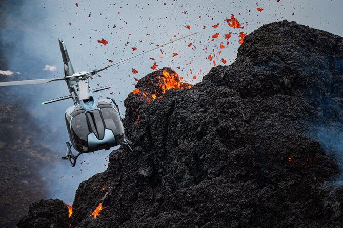 Helicopter Tour Over Iceland’s Reykjanes Volcano Eruption Site - Landing and walking: the one part you should hope for
