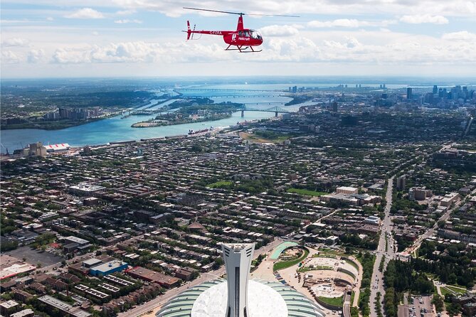Helicopter Tour Over Montreal - Two tour lengths and flight paths: choosing what you want to see