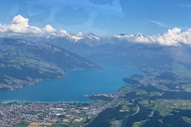 Helicopter tour to the Stockhorn mountain, with great view to the Swiss Alps - Stop-by-stop: what each moment is best for