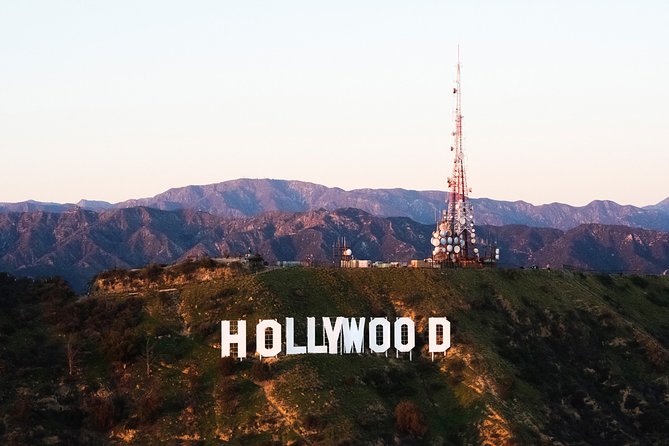 Hollywood and Beaches 50-Minute Helicopter Tour - Pilot experience: why the ride feels comfortable