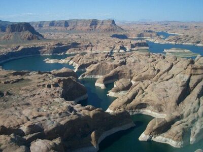 Horseshoe Bend Helicopter Flight from Page - Stop 1: Horseshoe Bend as a u-shaped reality check