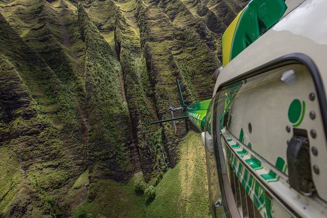 Kauai Deluxe Waterfall Safari: Helicopter Tour - Entering the Safari Helicopters Check-In Zone in Lihue