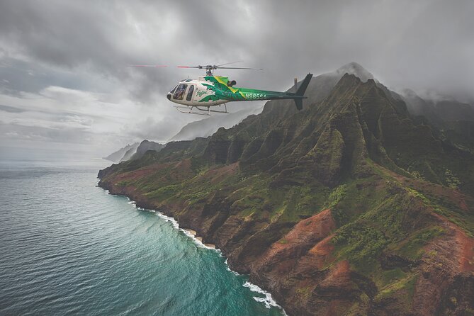 Kauai Deluxe Waterfall Safari: Helicopter Tour - Na Pali Coast: Why Sea-Cliff Views Feel Instant in the Sky