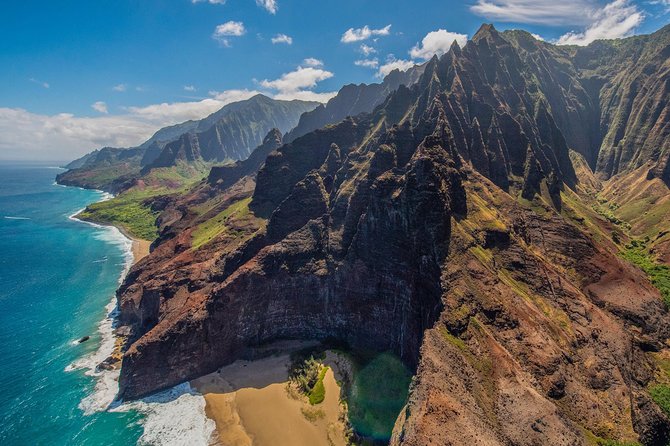 Kauai Eco Adventure Helicopter Tour - Eurocopter Eco-Star Ride Setup: Bose Headsets and Two-Way Pilot Radio