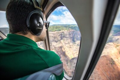 Kauai' Exclusive Helicopter Tour: Land & Explore Olokele Canyon - Mt. Waialeale interior: what it’s really like when you go inside