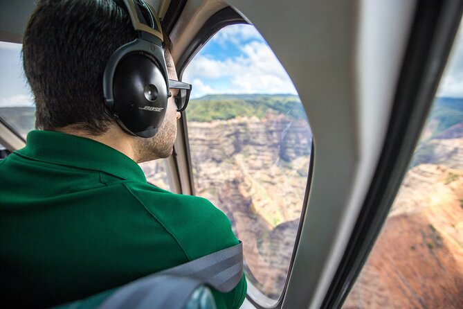 Kauai' Exclusive Helicopter Tour: Land & Explore Olokele Canyon - Mt. Waialeale interior: what it’s really like when you go inside