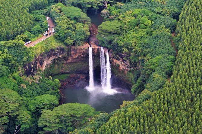 Kauai Private Doors-Off Helicopter: Ultimate Waterfalls & Canyons - The 3745 Ahukini Rd meeting point and how the timing feels