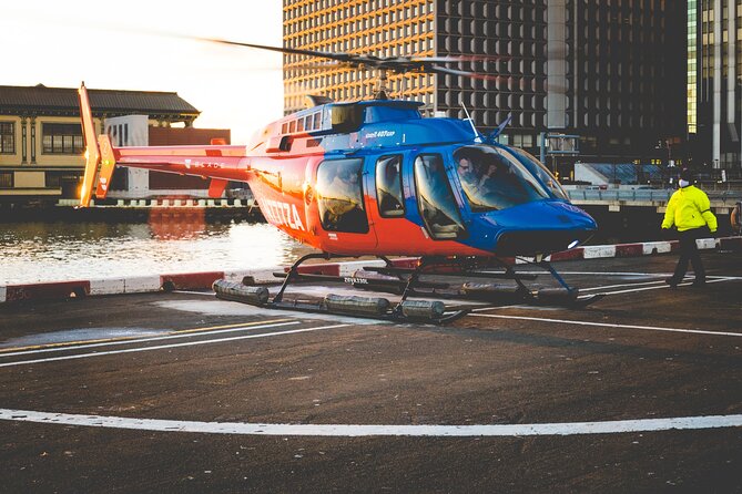 Manhattan Sky Tour: New York Helicopter Flight - Bell 407 in Downtown Manhattan: Where the Flight Actually Starts