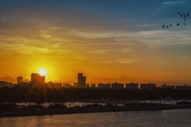 Miami Sunset Private Helicopter Tour - Palm Island and the luxury waterfront math