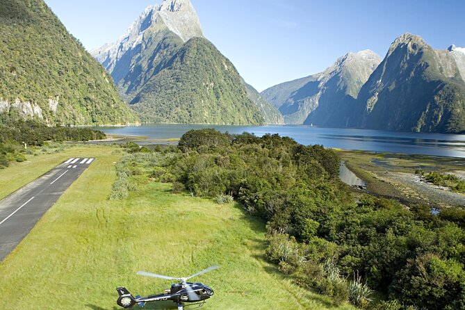 Milford and Fiordland Highlights Tour by Helicopter from Queenstown - Shared vs private helicopter: picking the right mix of comfort and cost