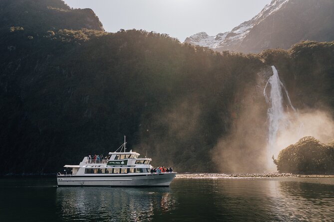 Milford Sound Helicopter and Cruise Tour from Queenstown - Glenorchy and the braided rivers: what to watch from above