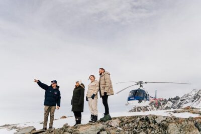 Mount Cook: Alpine Vista Helicopter Flight with Alpine Landing - The alpine landing: 10 minutes on the mountain, with snow if you’re lucky