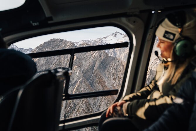 Mount Cook: Alpine Vista Helicopter Flight with Alpine Landing - The day-of experience: what the staff and pilots do well