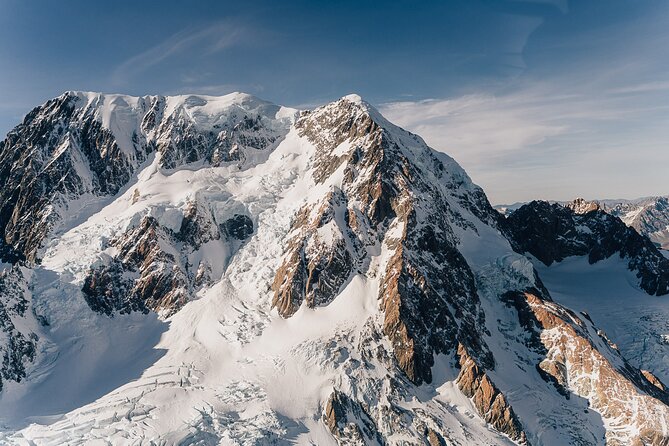 Mount Cook: Mountains High 40-Minute Helicopter Flight - Tasman Glacier and the snow landing moment that makes this tour different