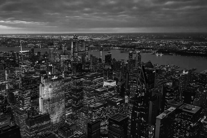 New York City Night Lights Helicopter Tour from New Jersey - Why night flights from New Jersey feel different