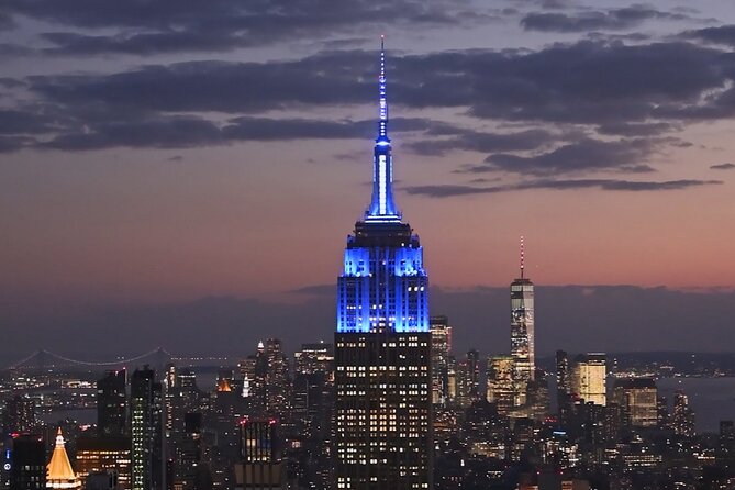 New York City Night Lights Helicopter Tour from New Jersey - The flight itself: 25 to 30 minutes of Manhattan lights