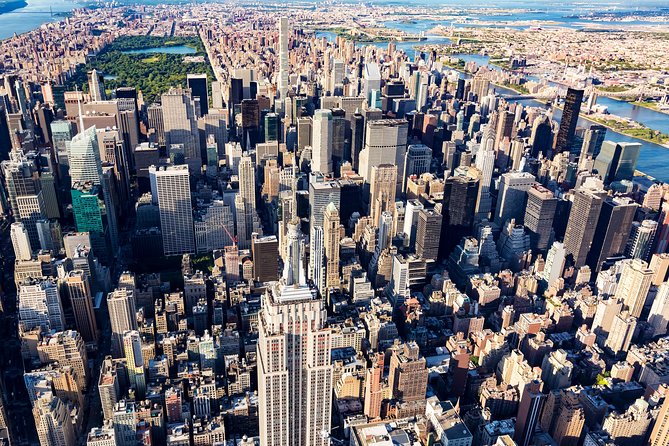 New York Manhattan Scenic Helicopter Tour - The Bell 407 Cabin: Small Seats, Serious Views