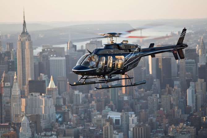 NY Helicopter Tour: Manhattan & Brooklyn (Heliport Fees Incl.) - Bell 407 Cabin, Climate Control, and Floor-to-Ceiling Windows