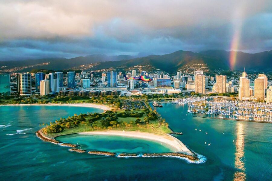 Oahu: Waikiki 20-Minute Doors On / Doors Off Helicopter Tour - Punchbowl Crater: Why This Landmark Feels Different From Above