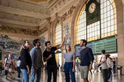 Porto 360°: Helicopter Flight, Guided Walking Tour & River Cruise - Where the tour starts: Portuguese Centre of Photography to the walking rhythm