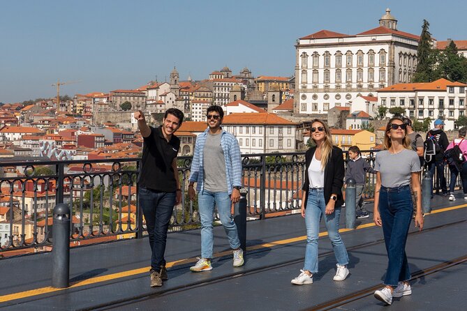 Porto 360°: Helicopter Flight, Guided Walking Tour & River Cruise - Price and value: does $156.87 buy you enough?