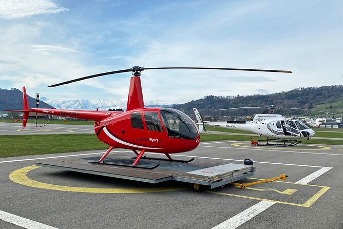 Private Swiss Alps helicopter tour over snow covered mountain peaks and glaciers - Jungfraujoch and the Aletsch Glacier: the Top of Europe feeling from the cockpit