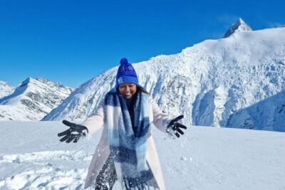 Queenstown Helicopter Tour: Glacier Landing and Scenic Views - Tyndall Glacier and Blue Ice Views: Seracs, Crevasses, and Scale