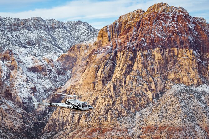 Red Rock Canyon Helicopter Air-Only Tour in Las Vegas - The helicopter cabin: small seats, big views