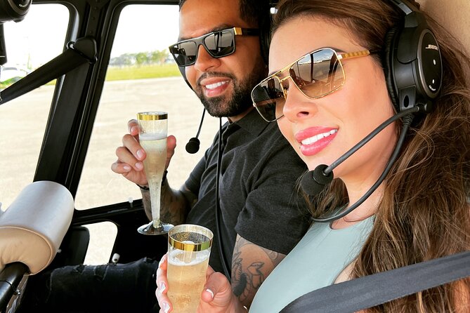 Romantic Miami Helicopter Tour with Champagne - Key highlights at a glance