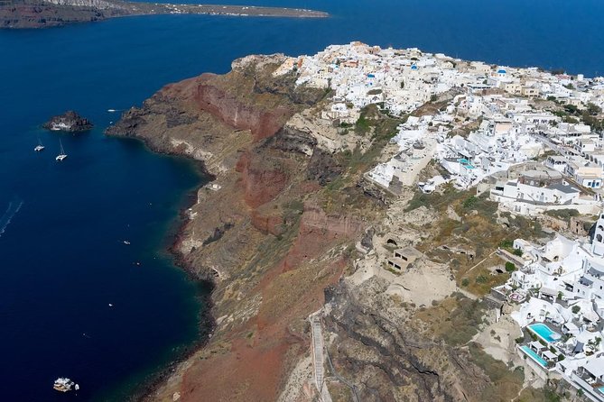 Santorini 30min Helicopter Tour - Fira Town and Pyrgos: seeing two sides of Santorini