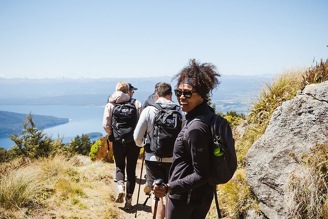 Scenic Helicopter & Kepler Guided Hike from Te Anau with Lunch - Guided Attention: Why the Small Group Makes a Big Difference