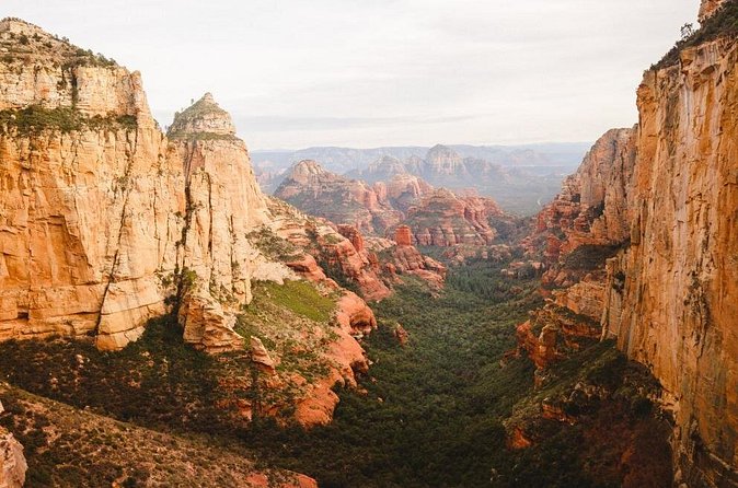 Sedona Helicopter Tour: Desert Thunder Tour - Drinks on Board: Alcohol, coffee, and the relaxed vibe