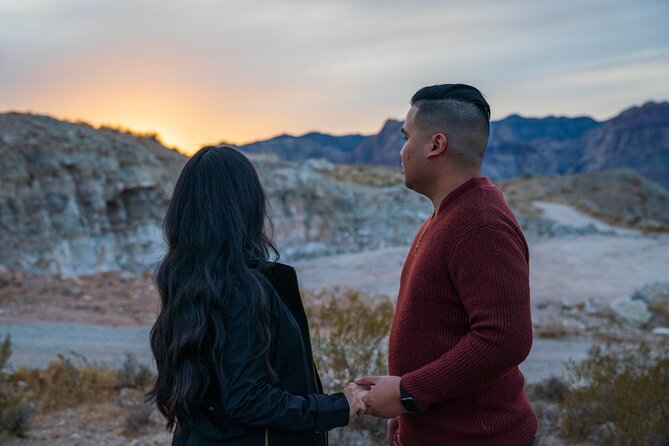 Sunset Red Rock Canyon Helicopter Tour and Champagne Toast - The Fly-Back Over Vegas Strip: Neon Views Without the Long Ride