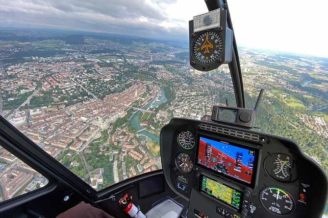 Swiss Capital city helicopter sightseeing tour - the ideal flight to see Berne - The best way to see Bern fast: a helicopter flight with a real pilot