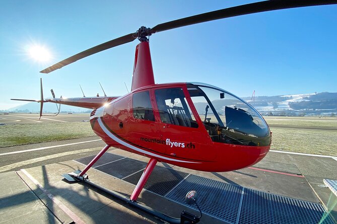Swiss Capital city helicopter sightseeing tour - the ideal flight to see Berne - Stop 3: The cathedral steeple and the Münster area from above