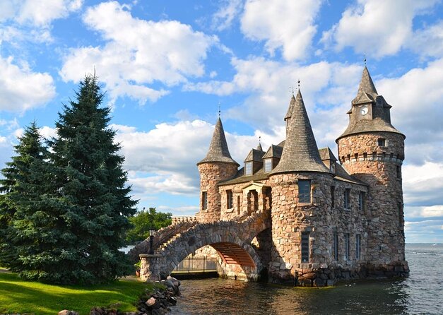 Thousand Islands Two Castle Helicopter Tour - Key Points You’ll Care About