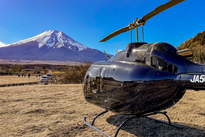 【TOKYO→FUJI】 Helicopter Oneway Transfer 35mins - In the air: what the 35 minutes really buys you